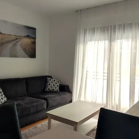 Irina - Jovana Apartament *